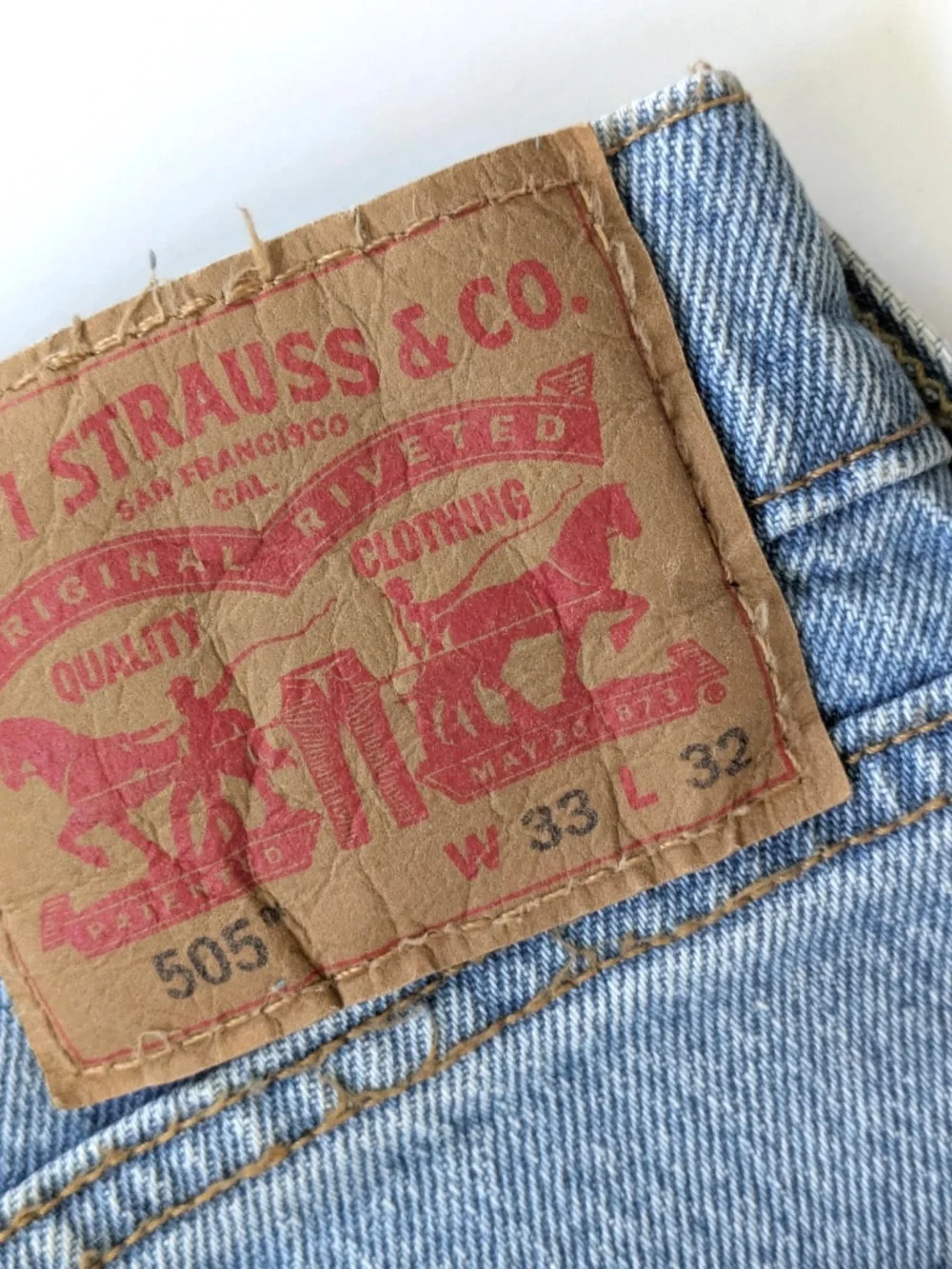 Levi's 505 Mens Low Stretch 33x32 Light Wash Denim